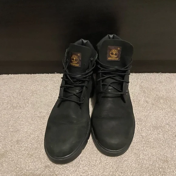 Timberlands - Picture 1 of 3